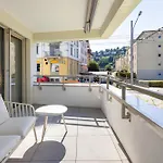 Bliv Design-apartment Mit Parkplatz, Nahe Zentrum アパート