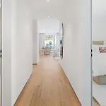 Bliv Design-apartment Mit Parkplatz, Nahe Zentrum アパート
