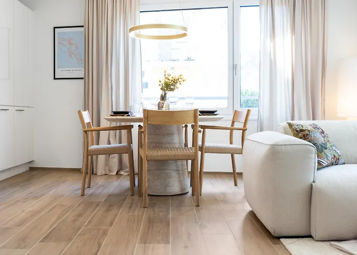 شقة Bliv Design-apartment Mit Parkplatz, Nahe Zentrum